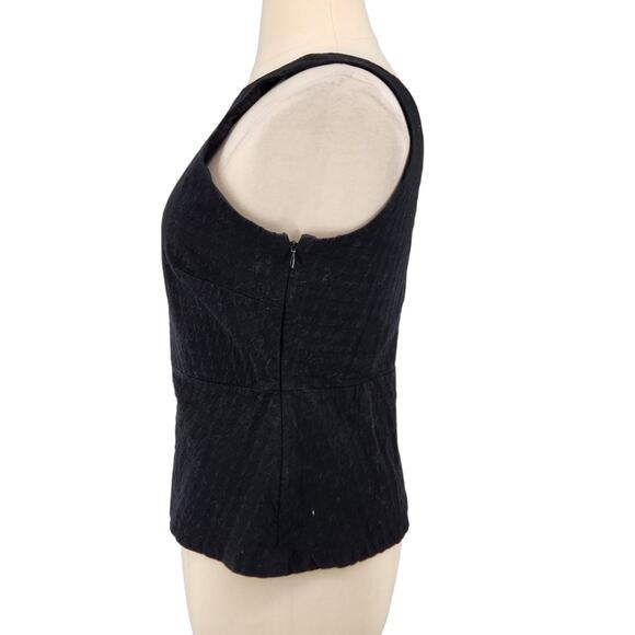 Banana Republic Textured Peplum Top – Black Sleeveless V back - Picture 2 of 6